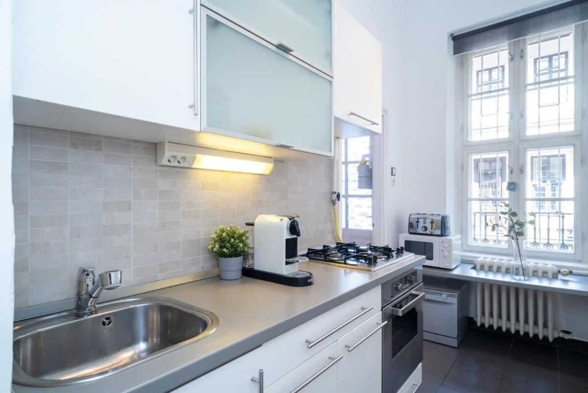 Apartament Lovely Downtown Close To The Basilica *