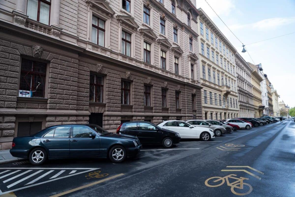 Lovely Downtown Close To The Basilica * Budapeszt